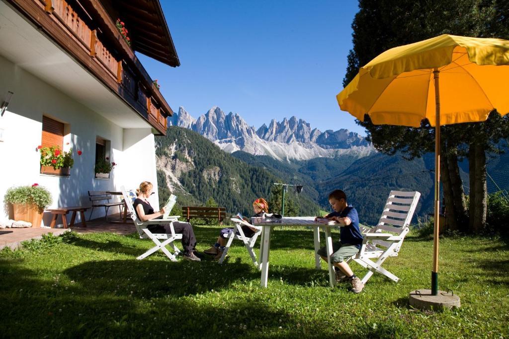 Panoramic Residence Schopplhof Фунес Екстер'єр фото